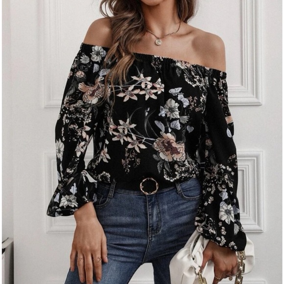 Boho White Floral Print Off-Shoulder Blouse - Picture 2 of 5